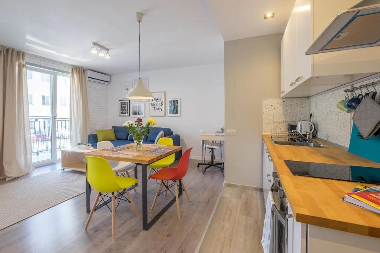 Quiet & Airy Modern Apt. Top Centre Free Parking Sofia Exterior photo
