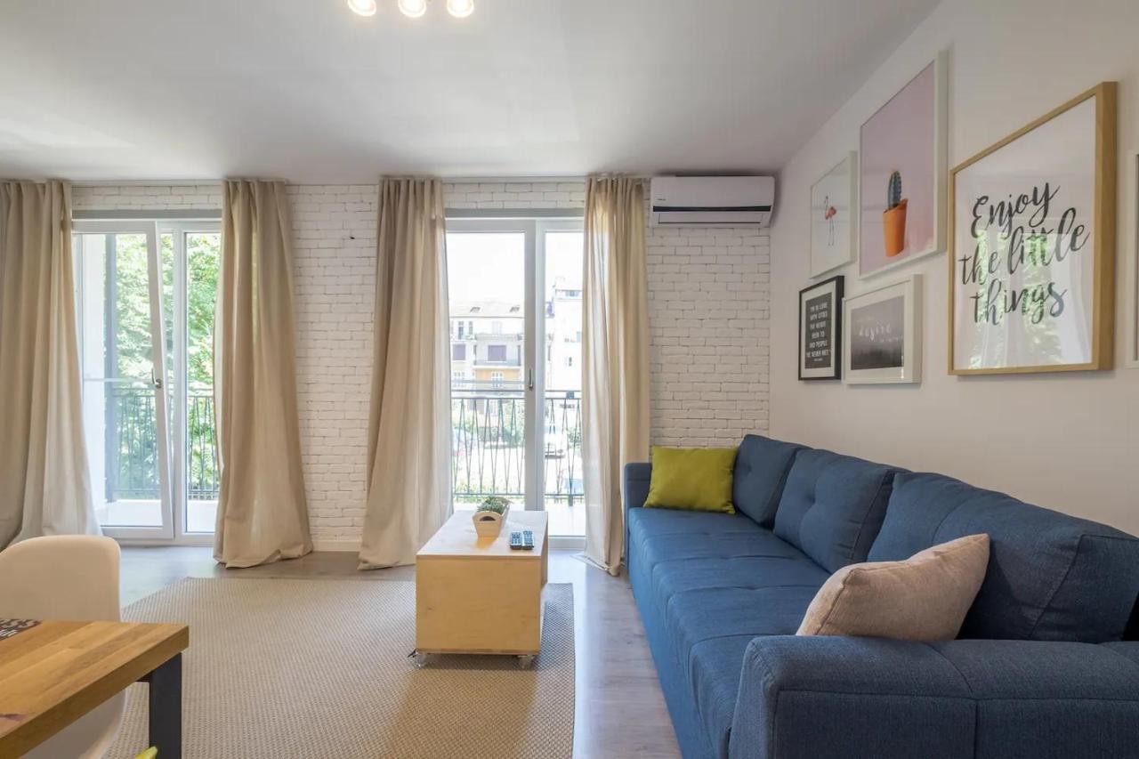 Quiet & Airy Modern Apt. Top Centre Free Parking Sofia Exterior photo