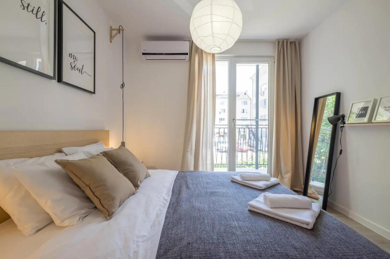 Quiet & Airy Modern Apt. Top Centre Free Parking Sofia Exterior photo